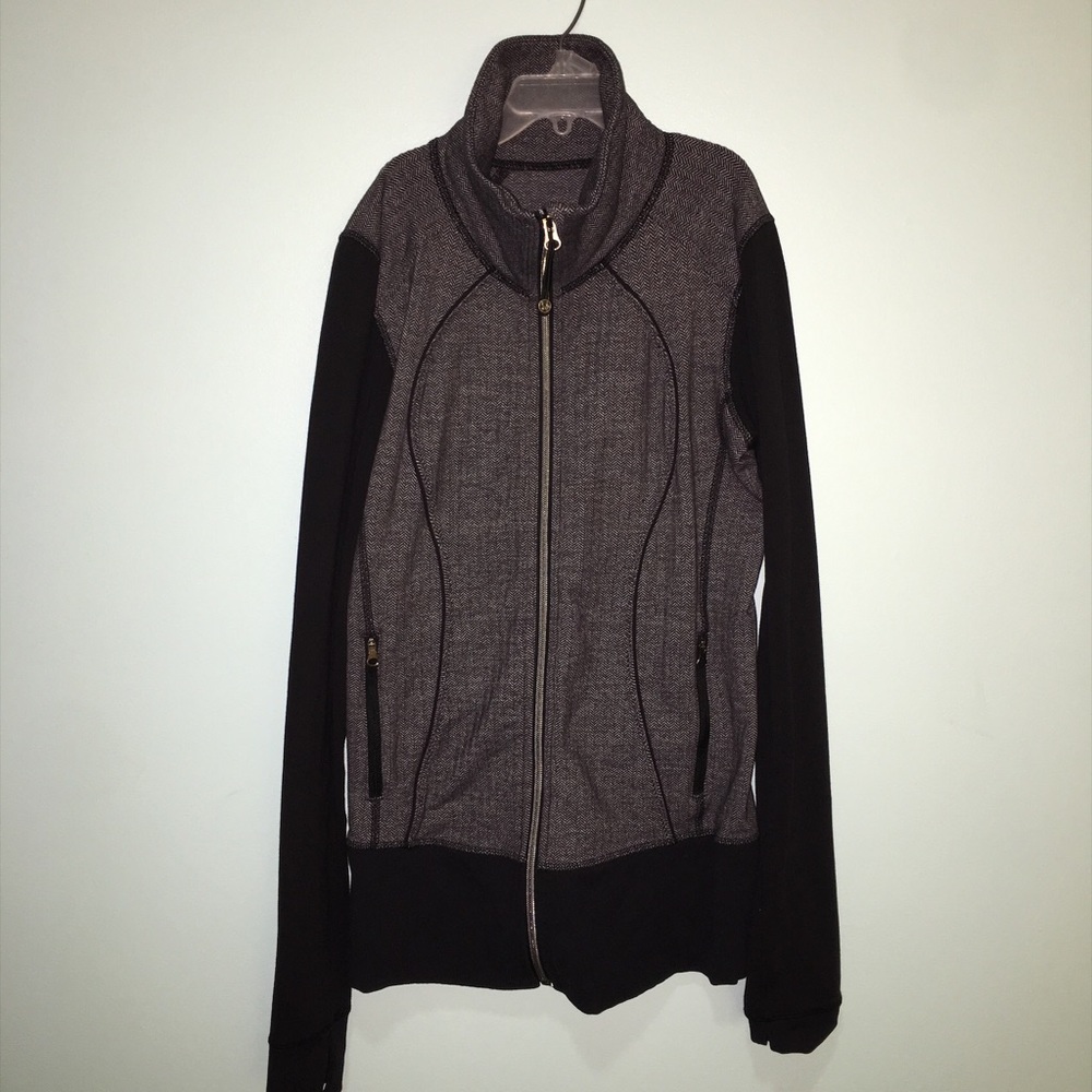 lululemon jacket✨